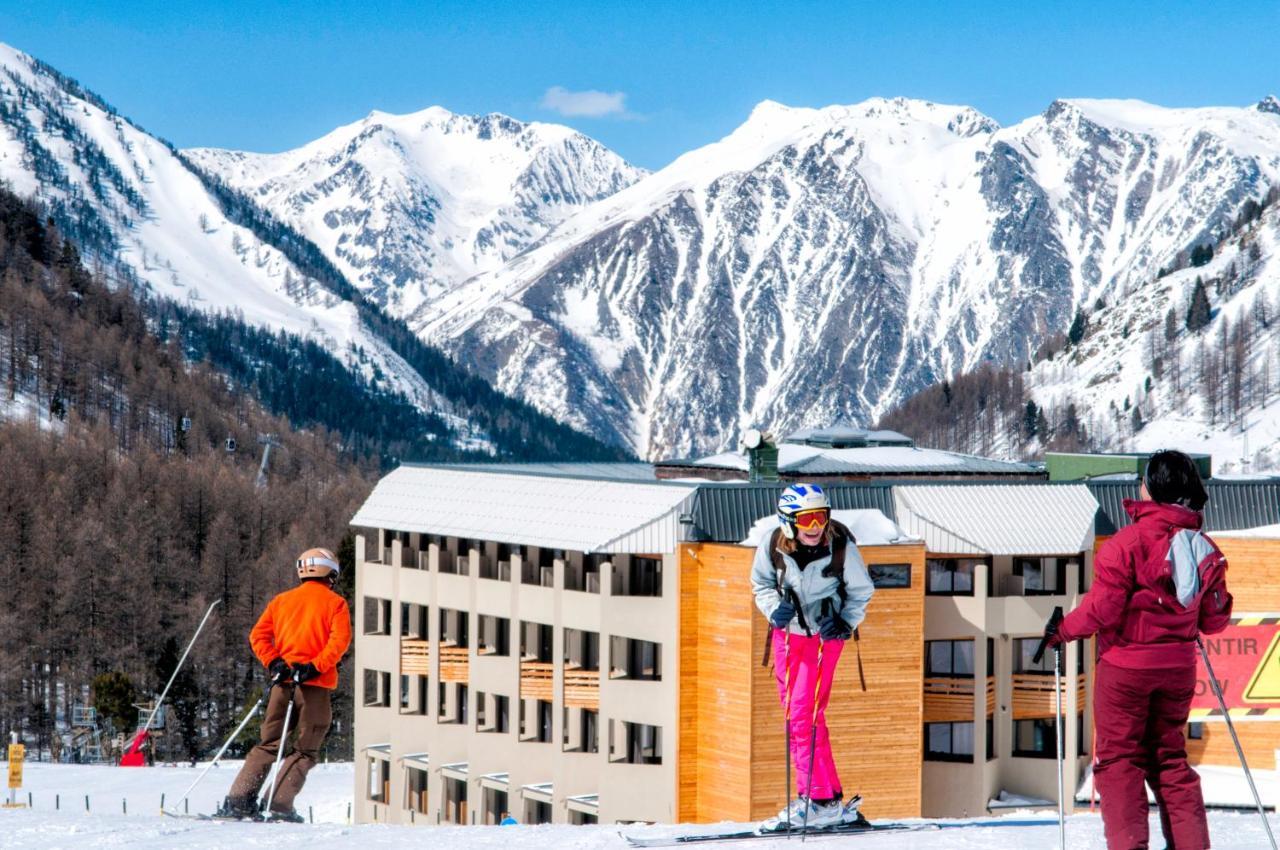 Sowell Residences New Chastillon Isola 2000 Esterno foto