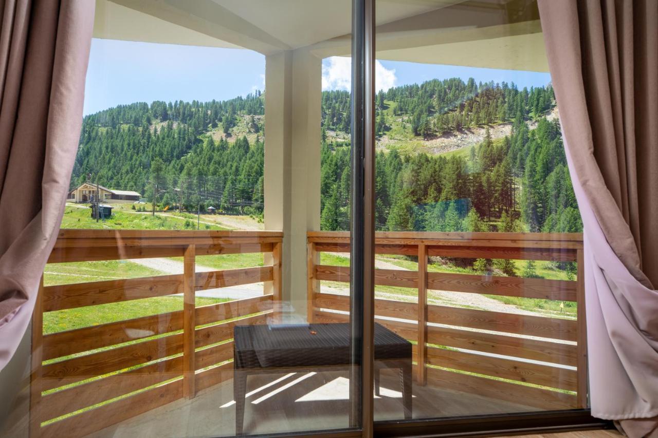 Sowell Residences New Chastillon Isola 2000 Esterno foto