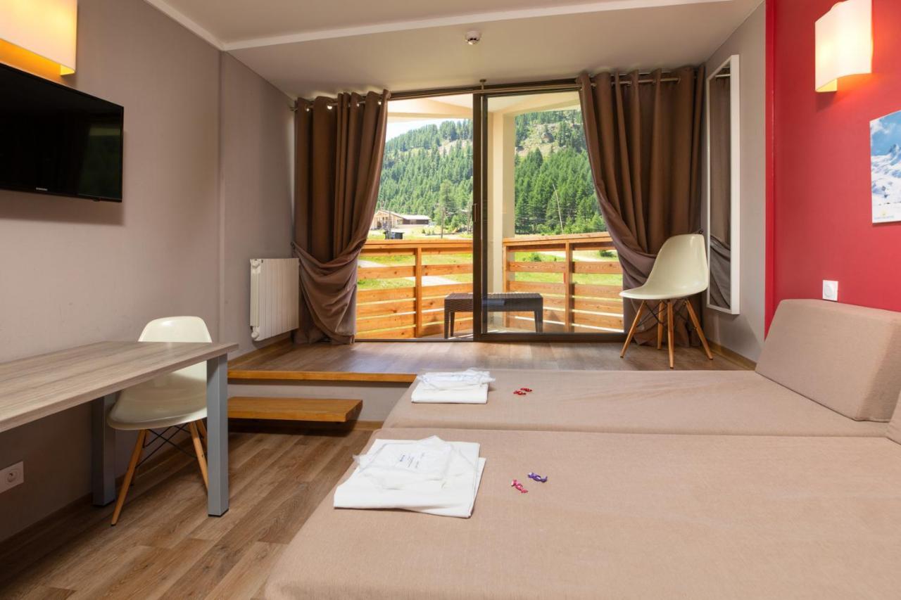 Sowell Residences New Chastillon Isola 2000 Esterno foto