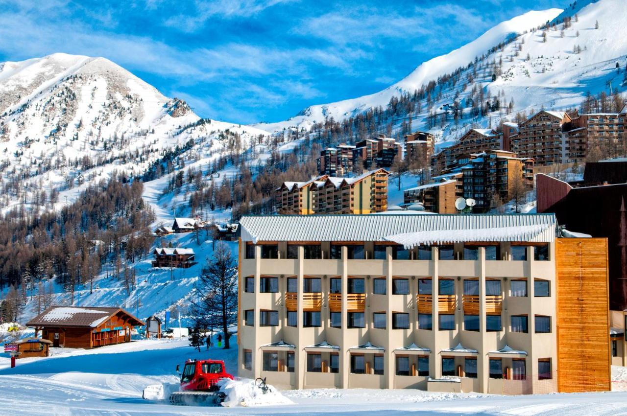 Sowell Residences New Chastillon Isola 2000 Esterno foto