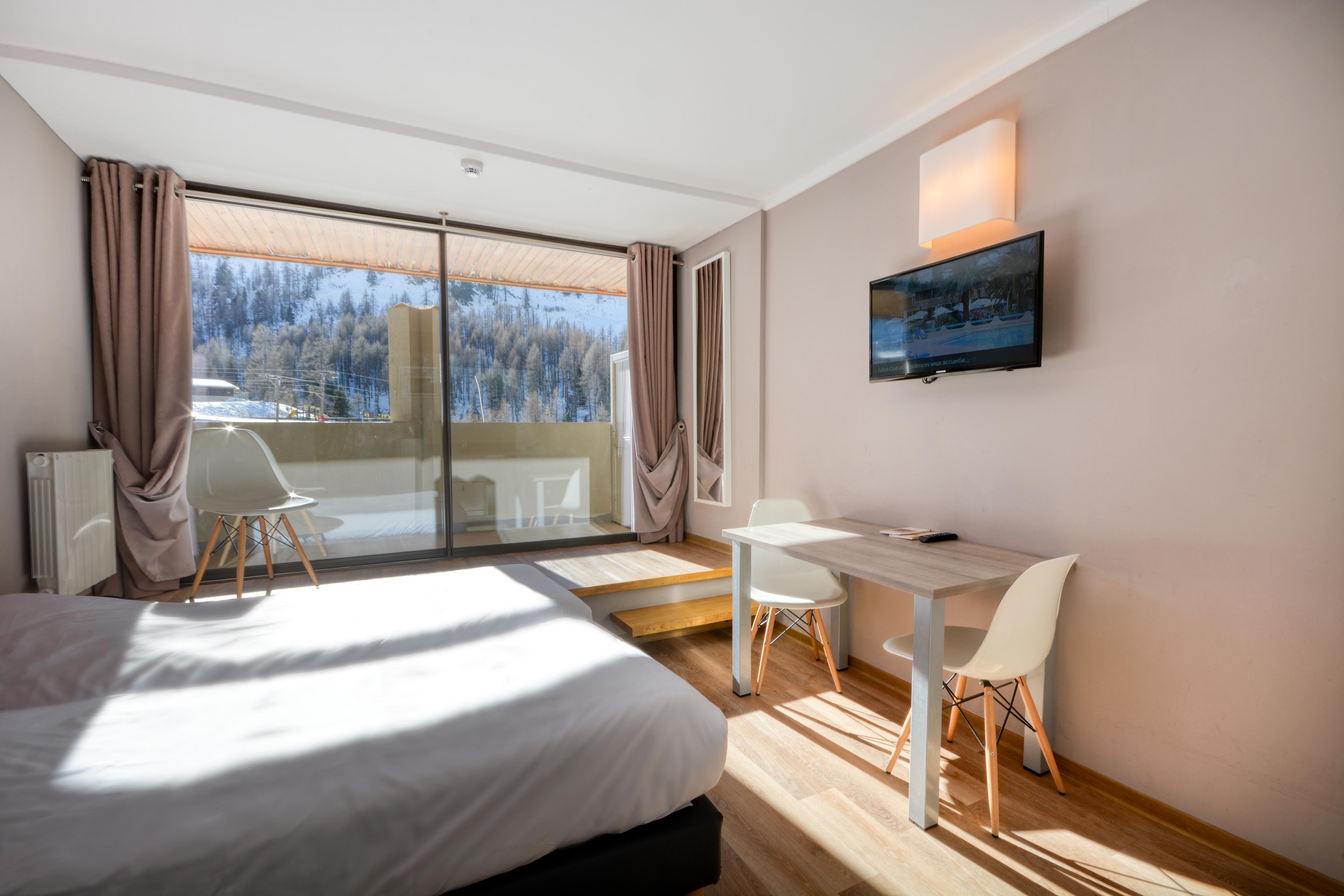 Sowell Residences New Chastillon Isola 2000 Esterno foto