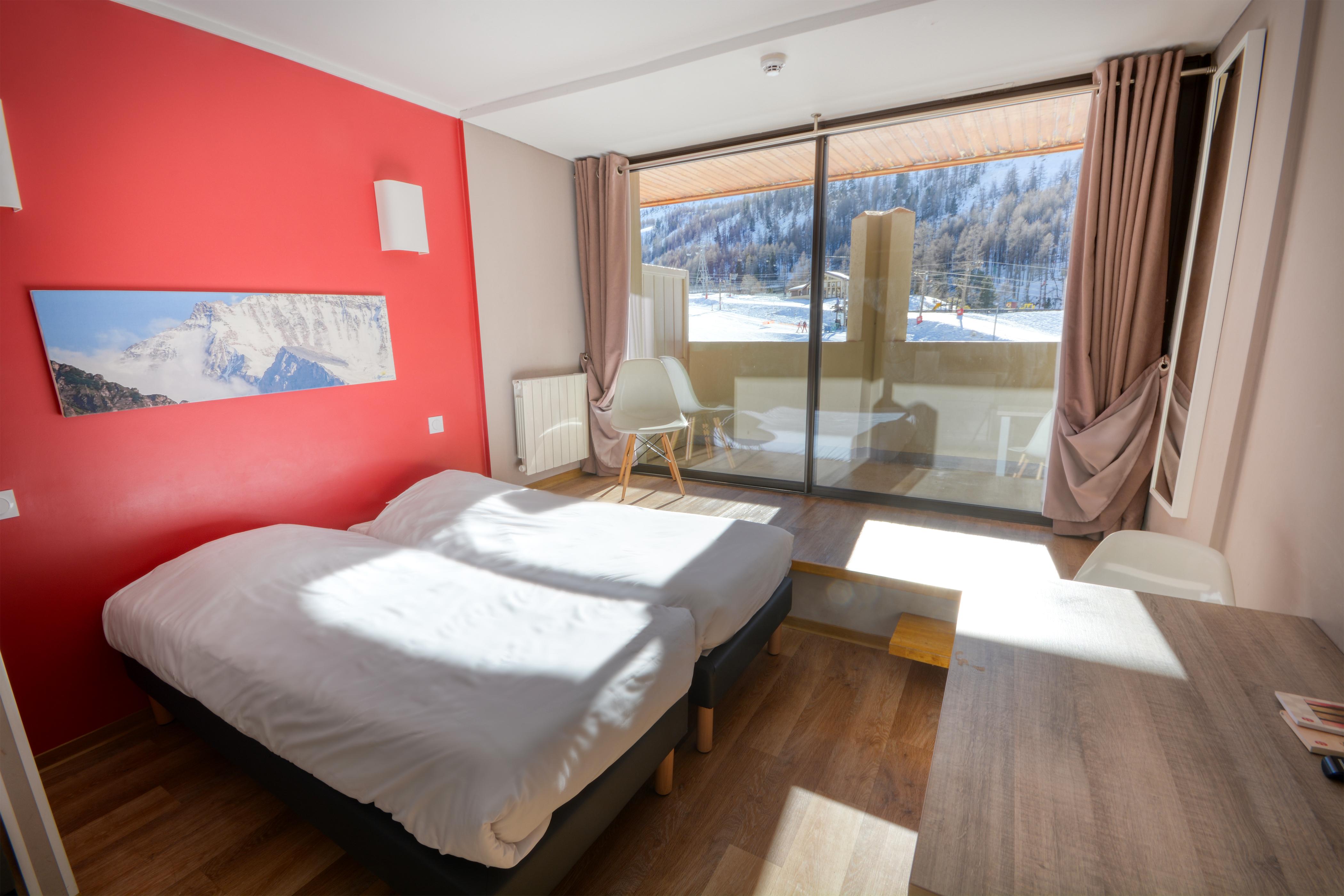 Sowell Residences New Chastillon Isola 2000 Esterno foto