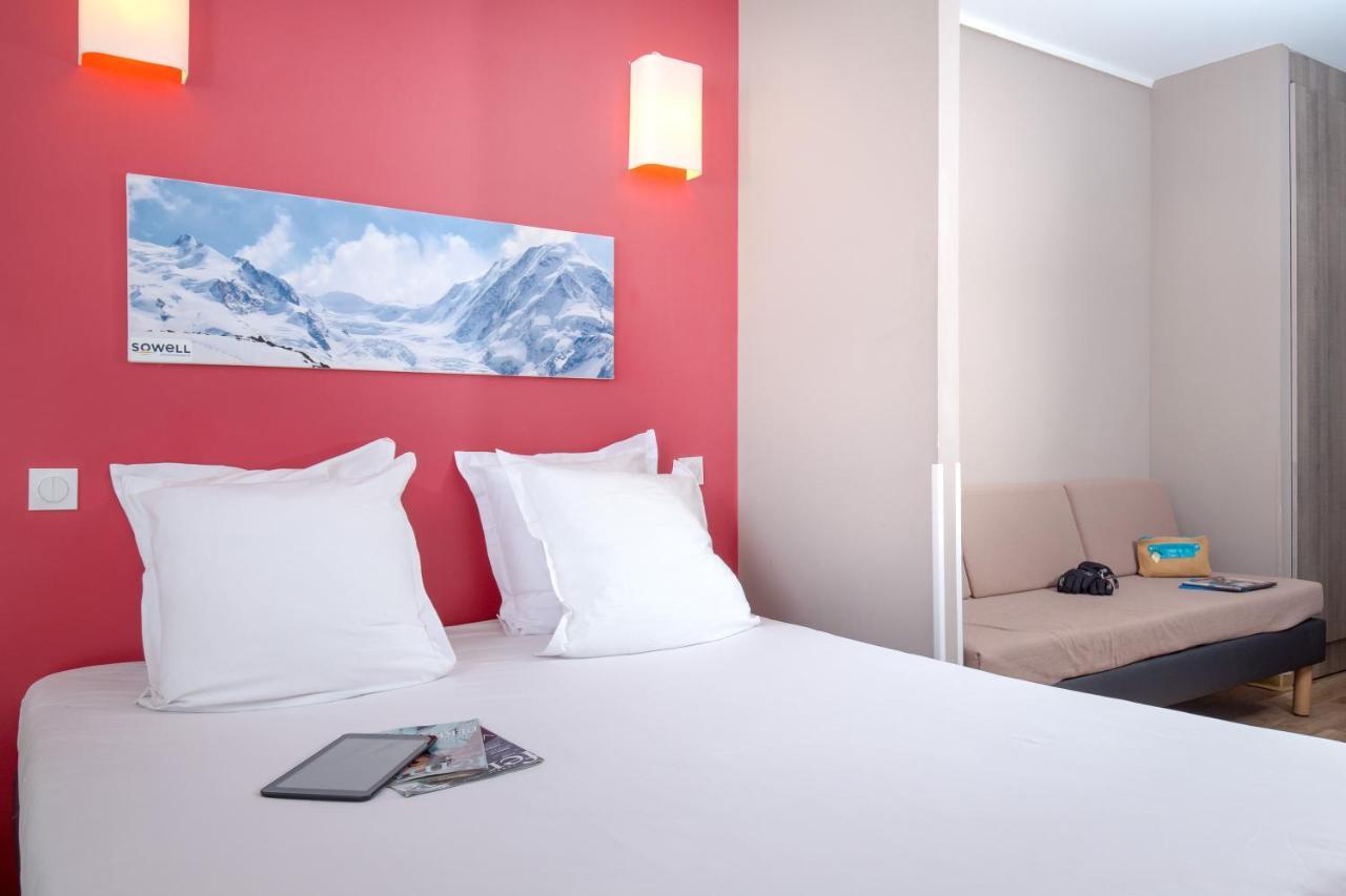 Sowell Residences New Chastillon Isola 2000 Esterno foto