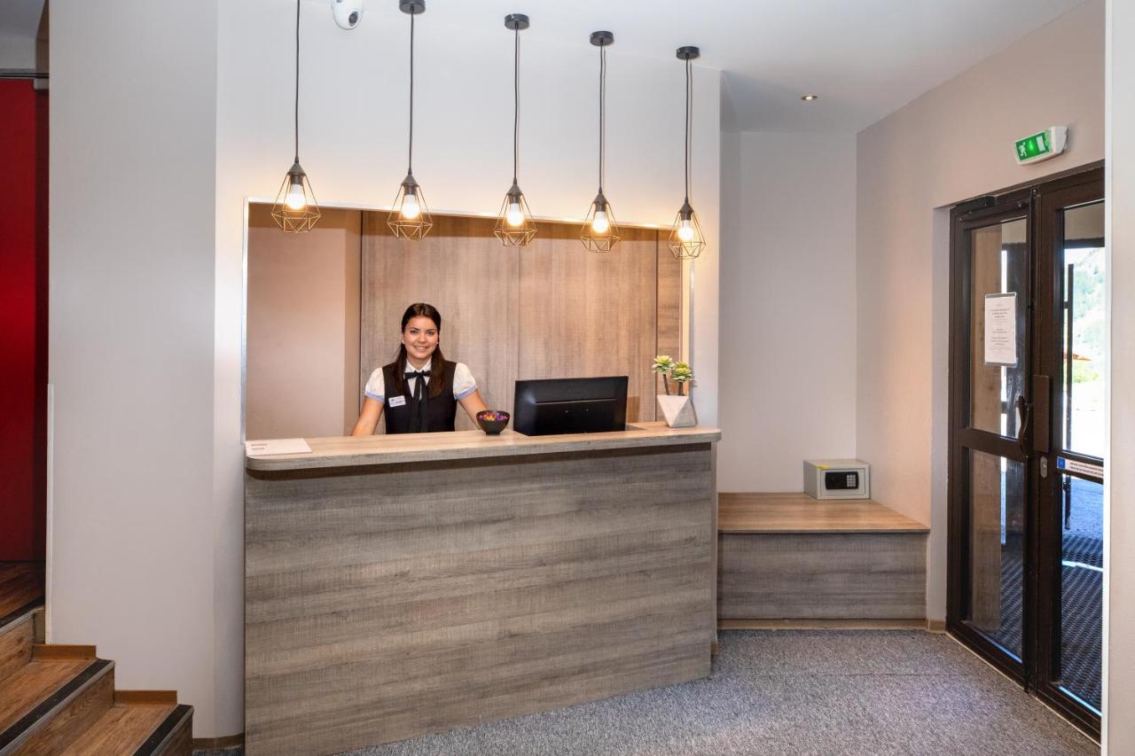 Sowell Residences New Chastillon Isola 2000 Esterno foto